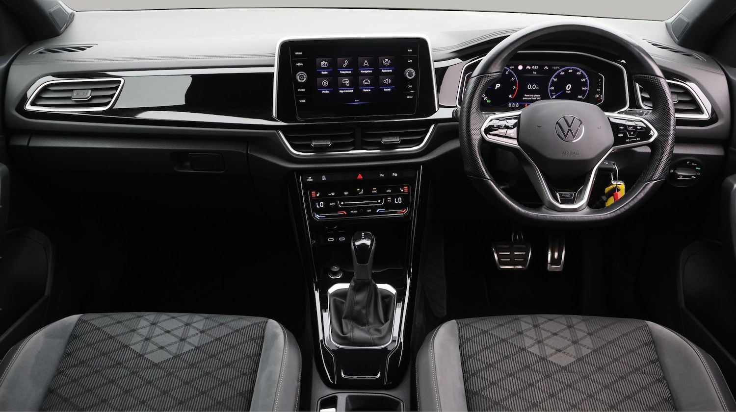 Used Volkswagen T-Roc 2023 for sale - 77617590: Photo 13