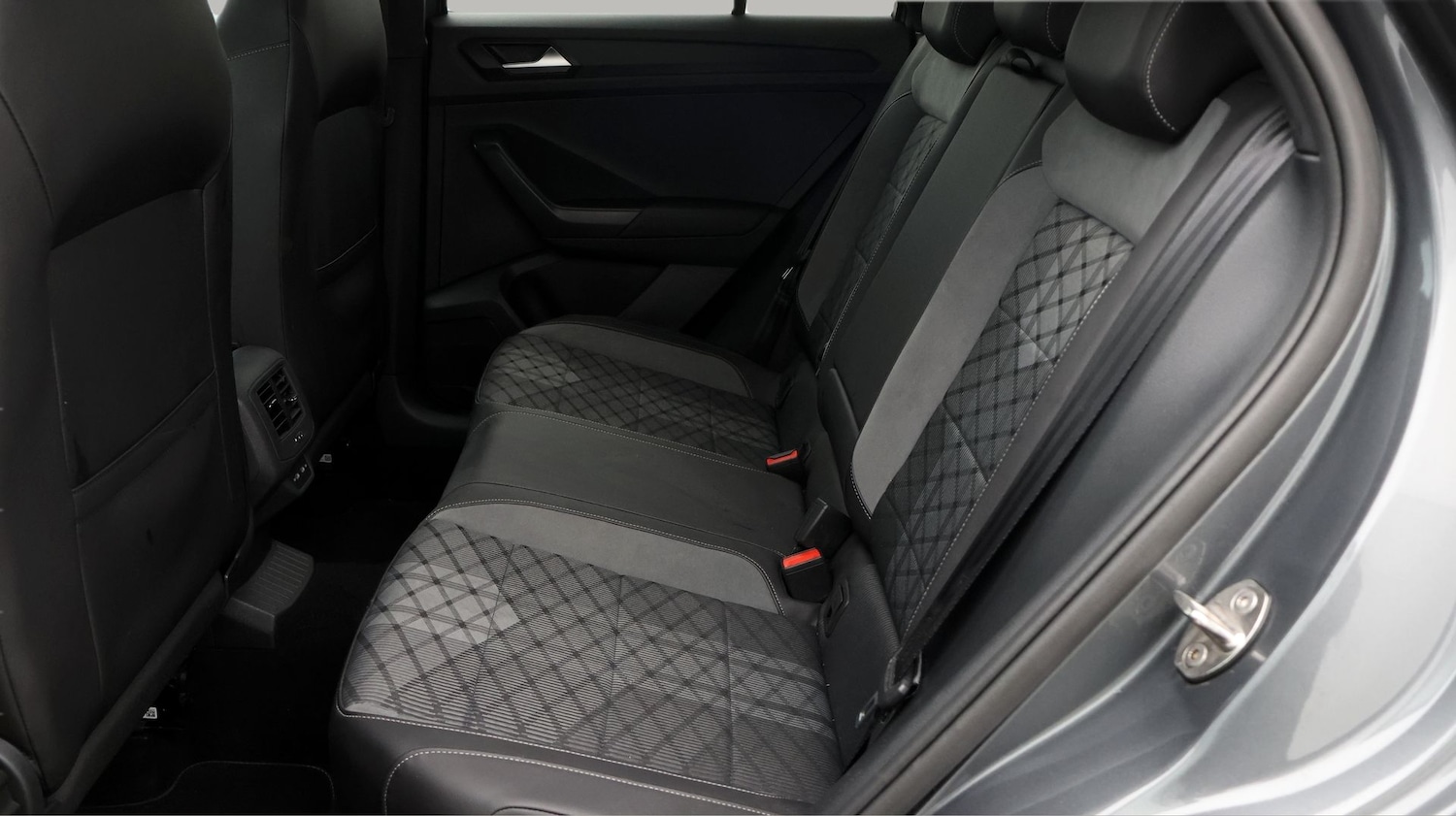 Used Volkswagen T-Roc 2023 for sale - 77617590: Photo 16