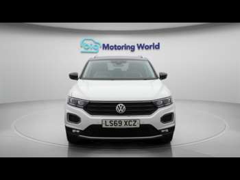 Used Volkswagen T-Roc 2019 for sale - 75059735: Photo