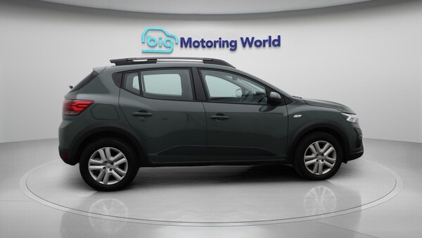 Used Dacia Sandero Stepway 2024 for sale - 75720290: Photo 9