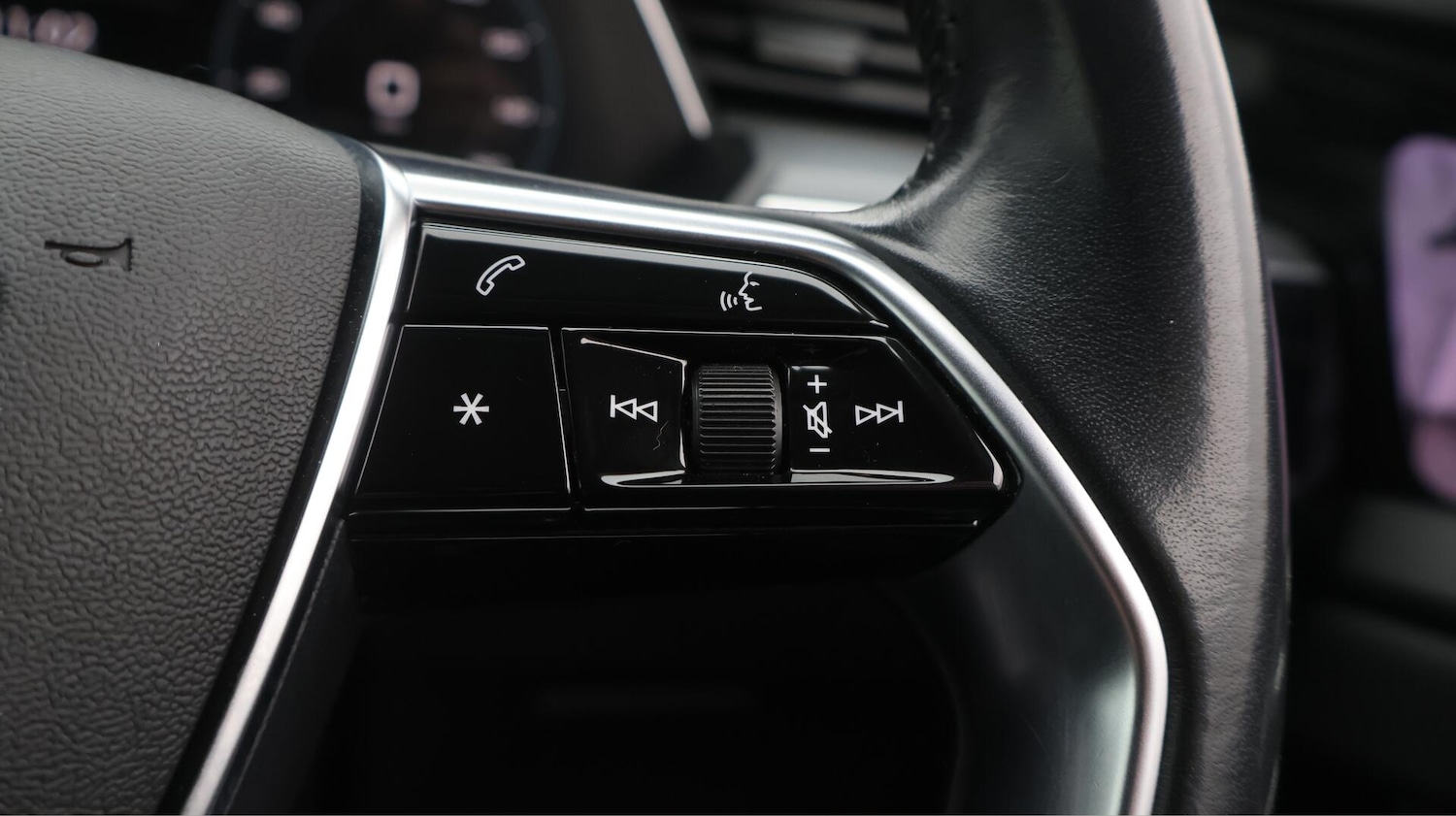 Used Audi e-tron 2020 for sale - 76667407: Photo 26