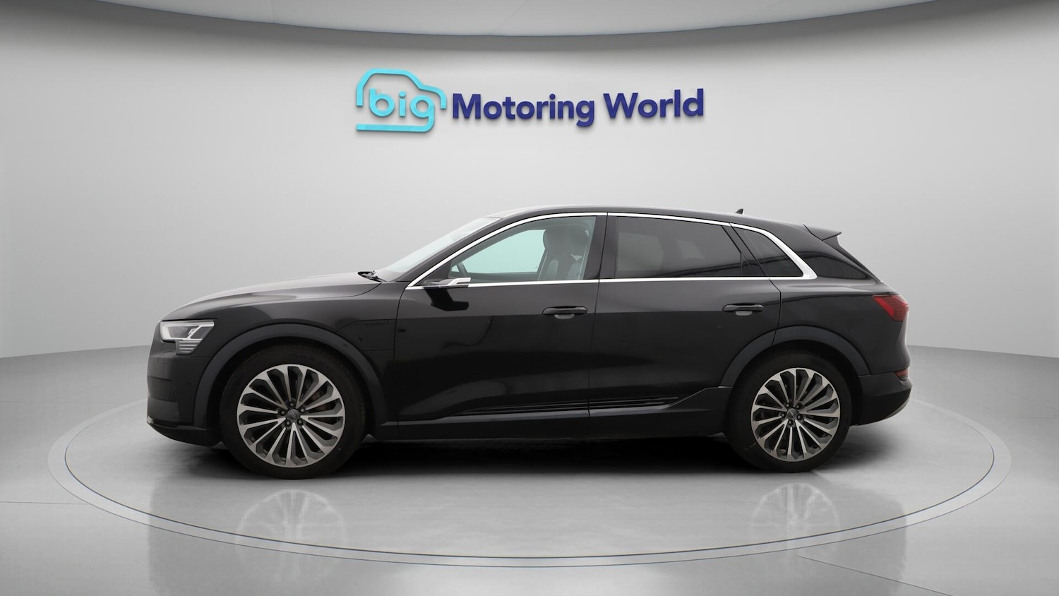 Used Audi e-tron 2020 for sale - 76667407: Photo 5