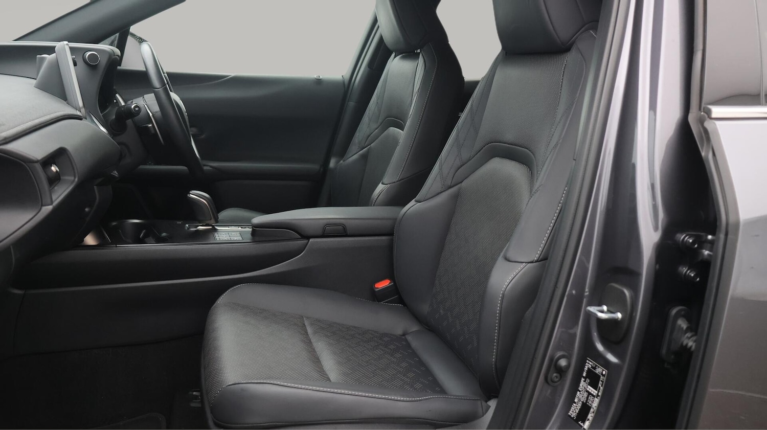 Used Lexus UX 2024 for sale - 76433313: Photo 15