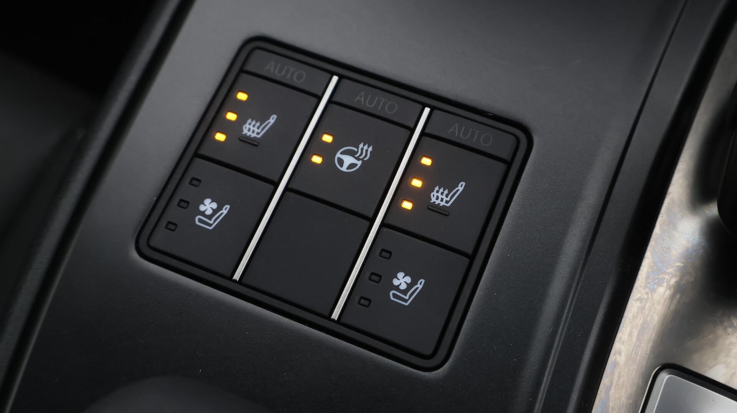 Used Lexus UX 2024 for sale - 76433313: Photo 28