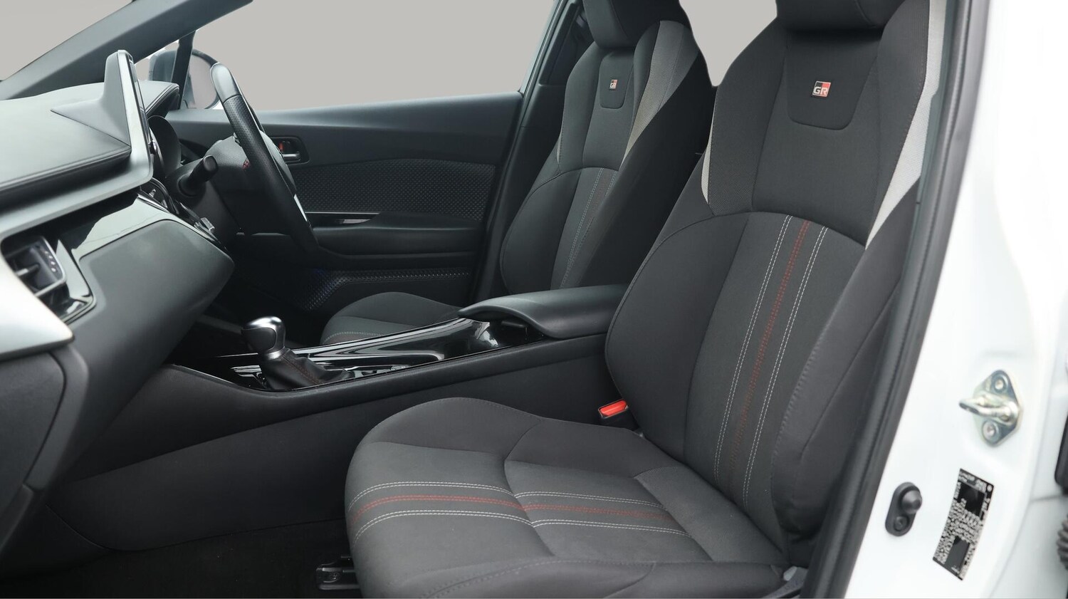 Used Toyota C-HR 2022 for sale - 76001992: Photo 15