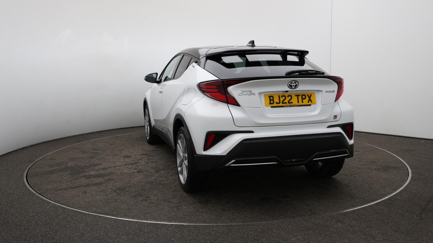 Used Toyota C-HR 2022 for sale - 76001992: Photo 61