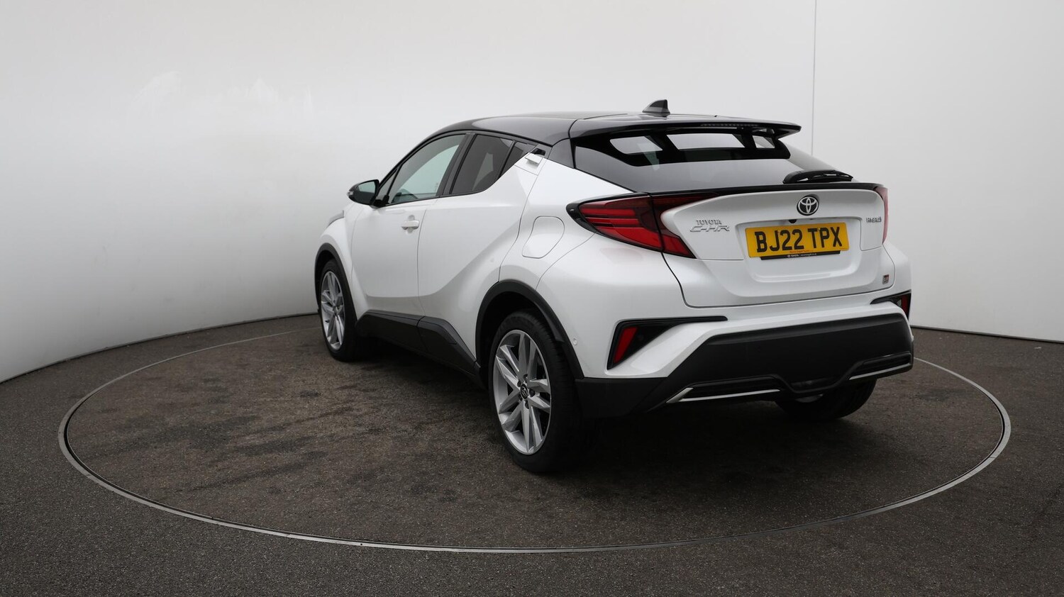 Used Toyota C-HR 2022 for sale - 76001992: Photo 62