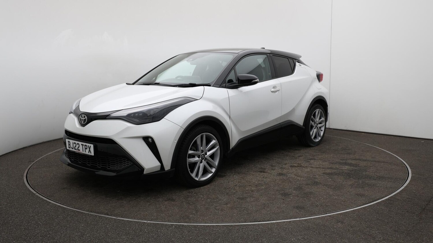 Used Toyota C-HR 2022 for sale - 76001992: Photo 70