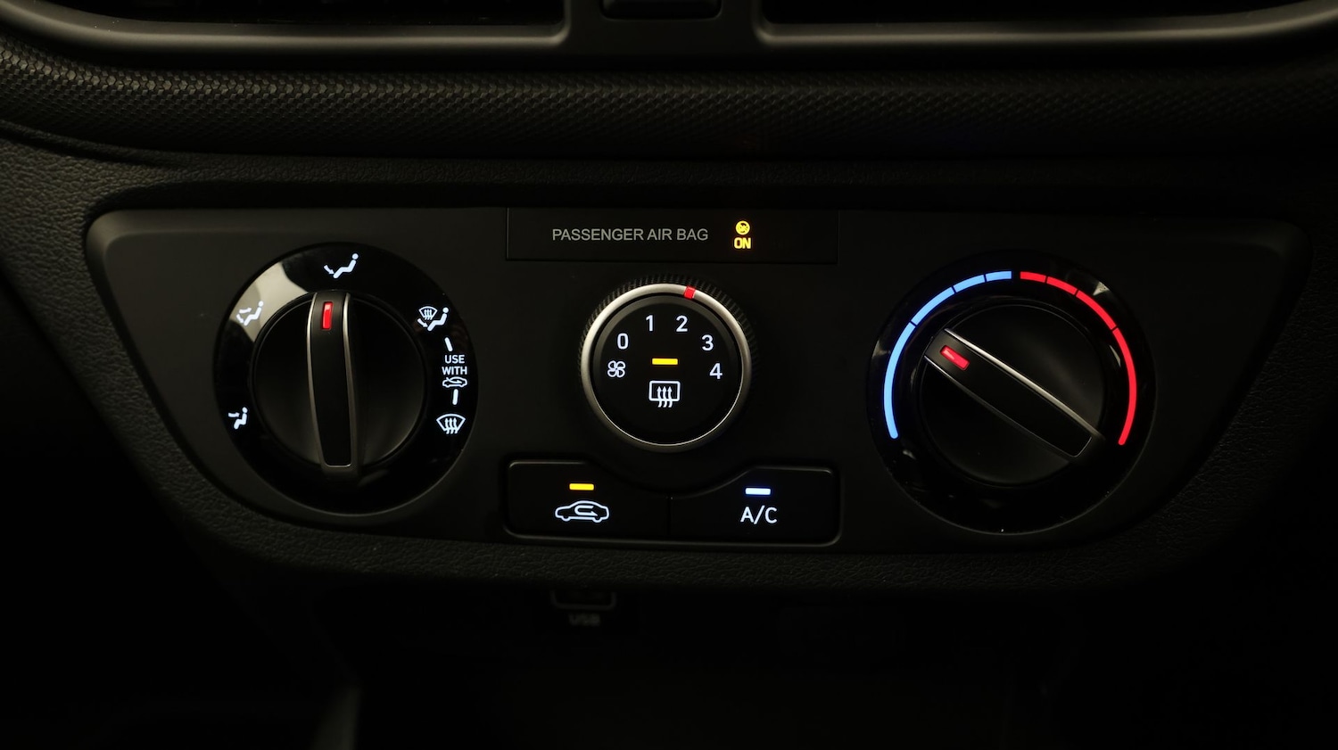 Used Hyundai i10 2022 for sale - 77460159: Photo 12