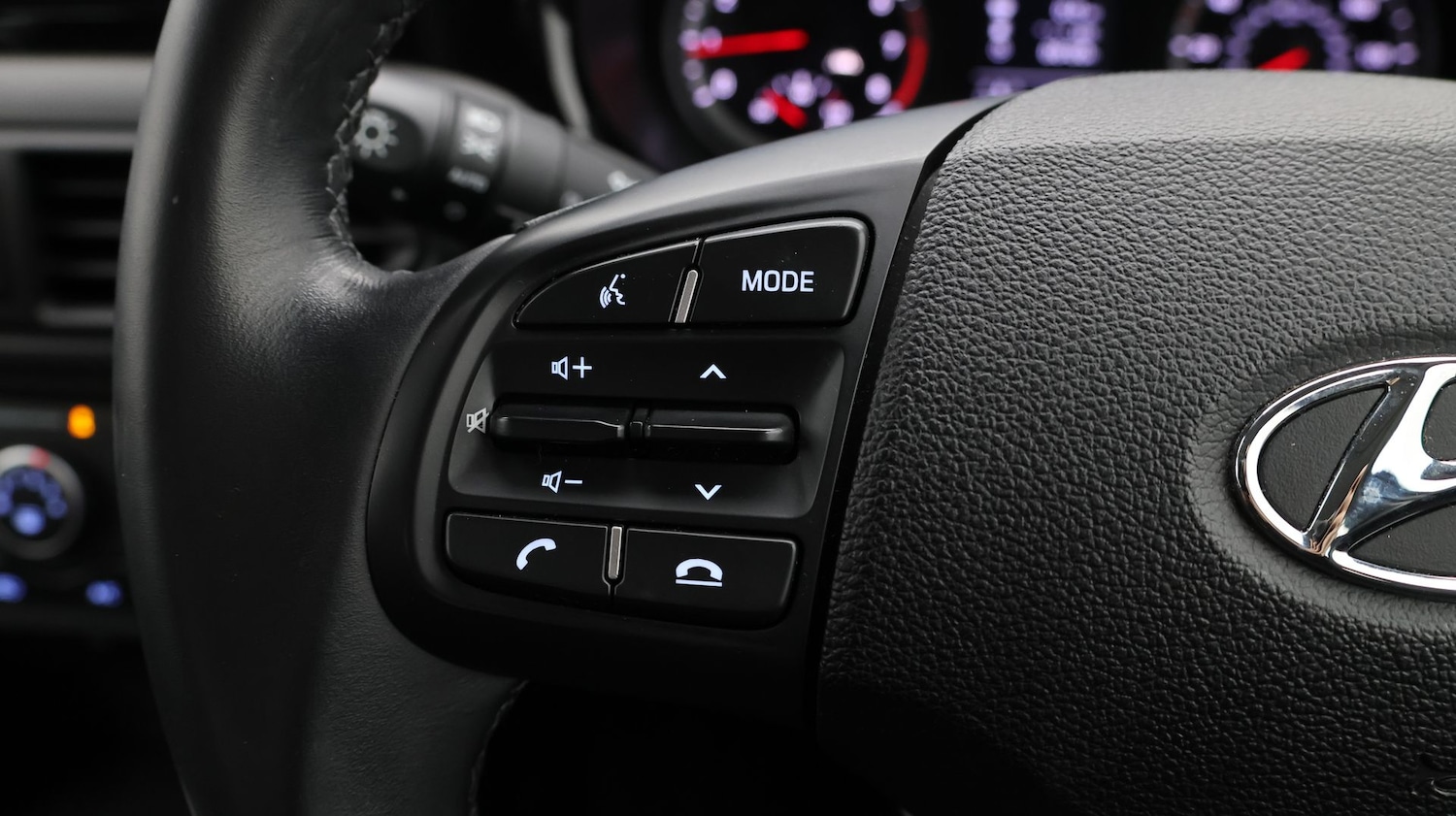 Used Hyundai i10 2022 for sale - 77460159: Photo 24