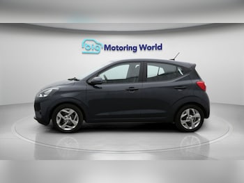 Used Hyundai i10 2022 for sale - 77460159: Photo
