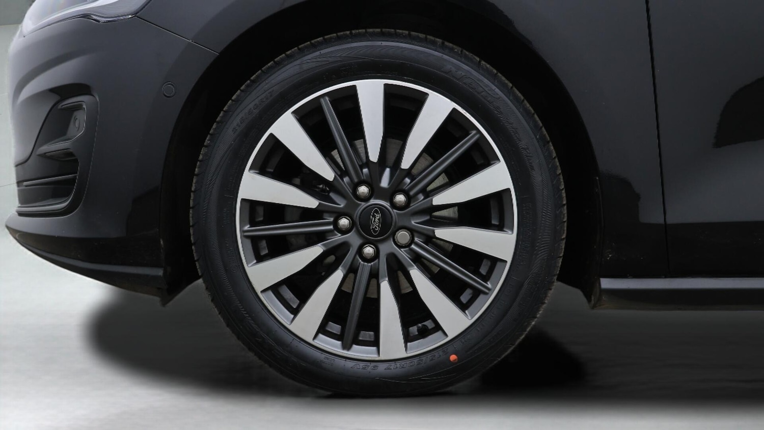 Used Ford Focus 2023 for sale - 76371332: Photo 19