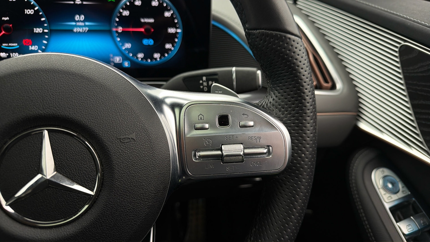 Used Mercedes-Benz EQC 2023 for sale - 78039070: Photo 24