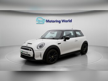 Used MINI Hatch 2022 for sale - 77189450: Photo