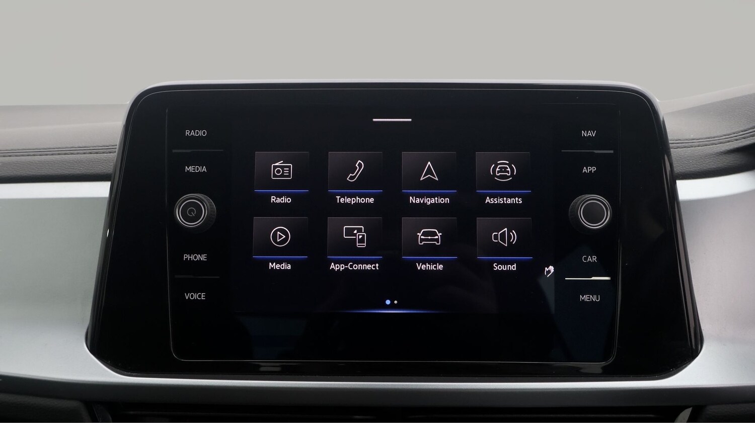 Used Volkswagen T-Roc for sale - 77639068: Photo 11