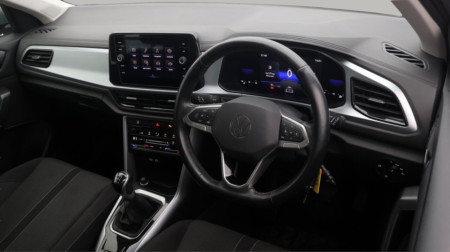 Used Volkswagen T-Roc for sale - 77639068: Photo 9