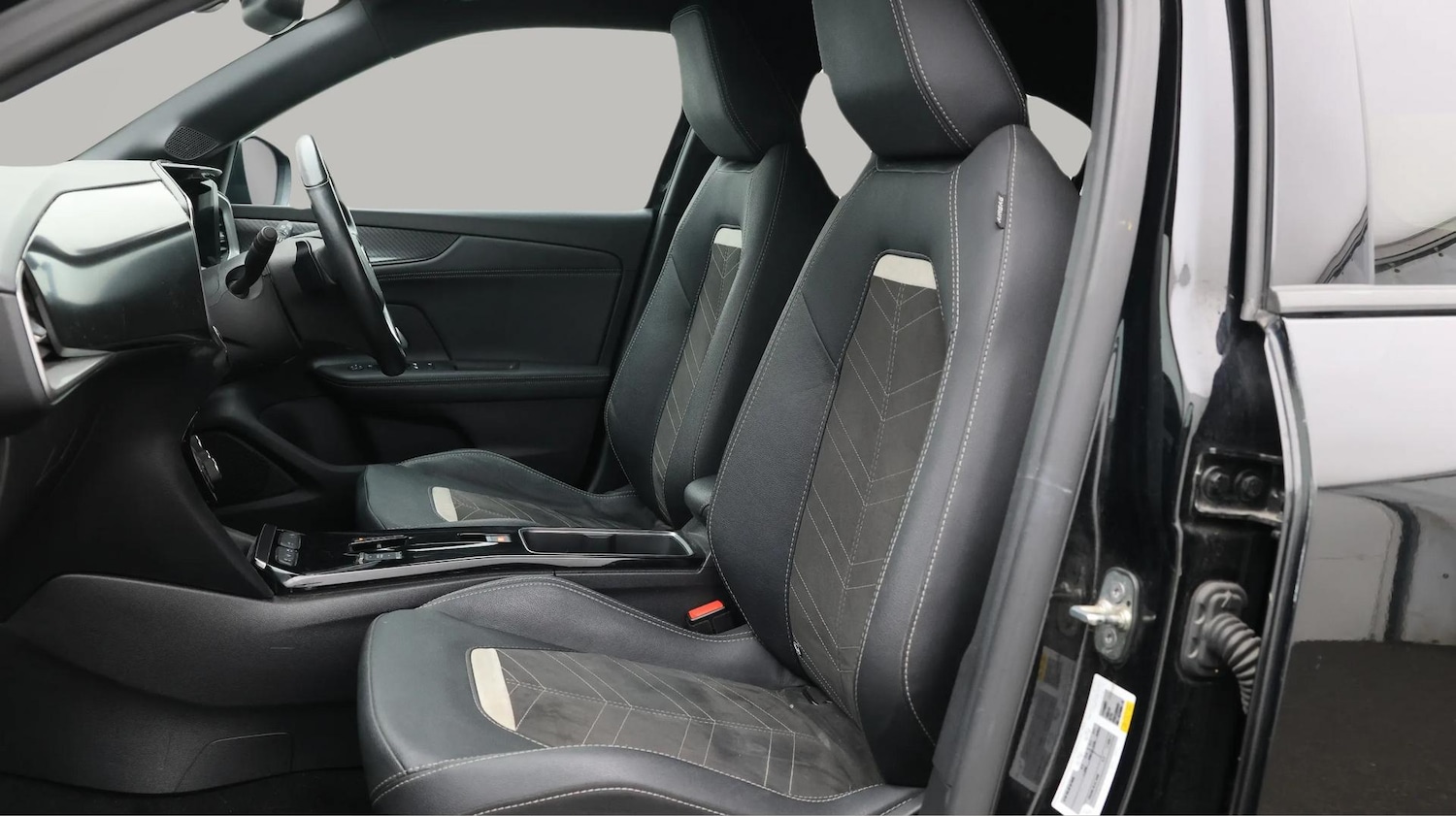 Used Vauxhall Mokka for sale - 76473837: Photo 15