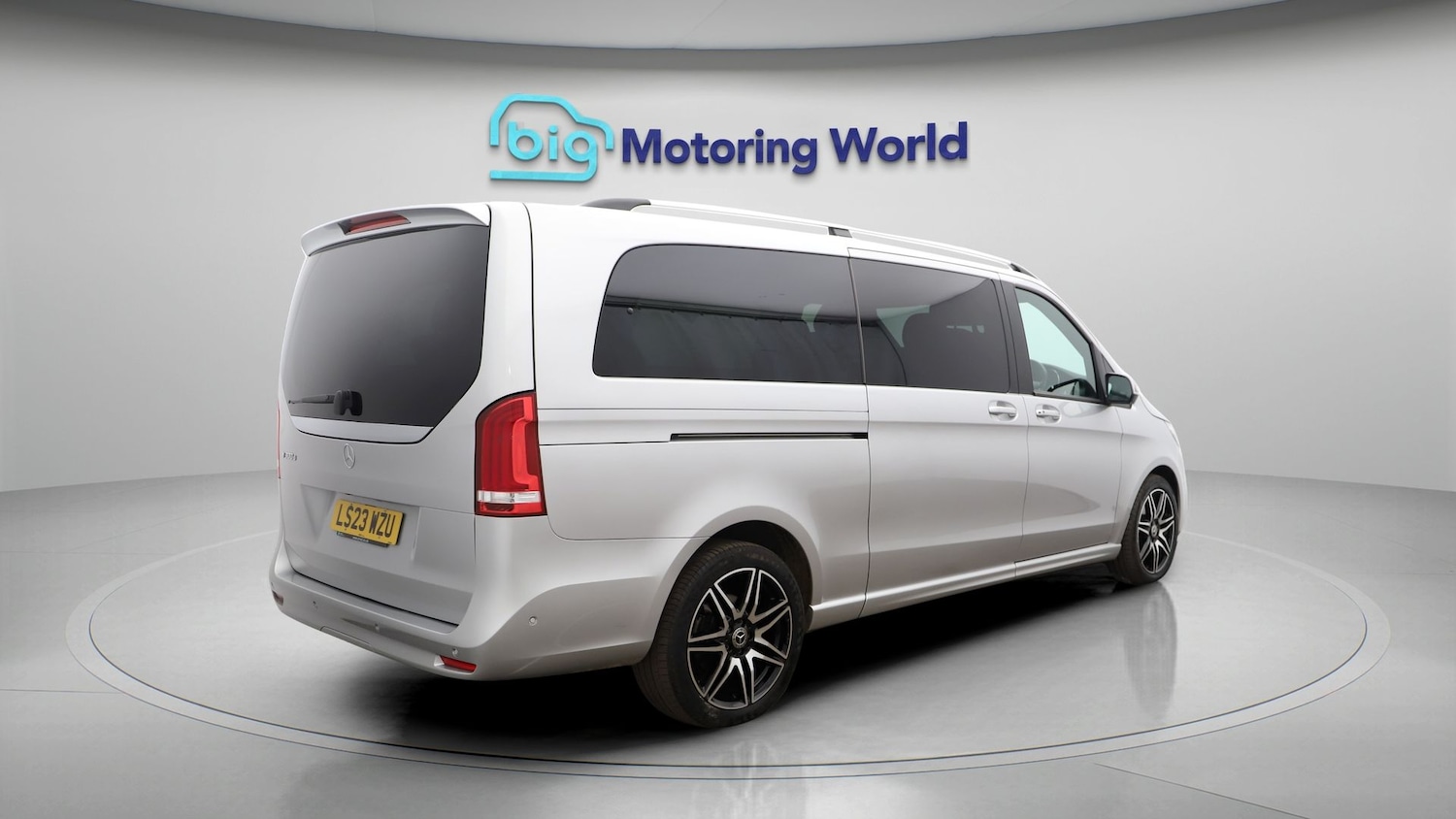 Used Mercedes-Benz V-Class 2023 for sale - 77848525: Photo 7