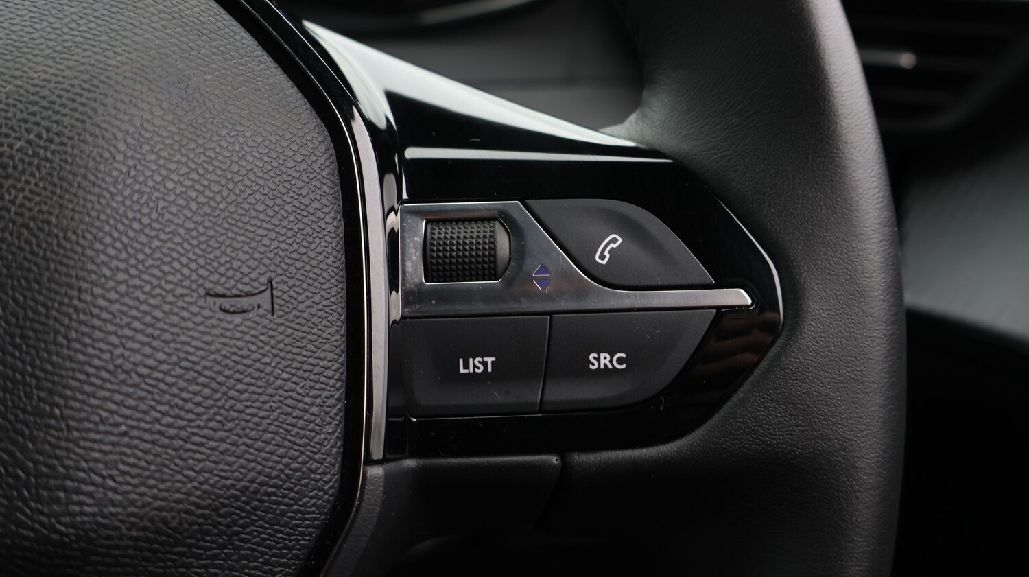 Used Peugeot 2008 2024 for sale - 77581897: Photo 24