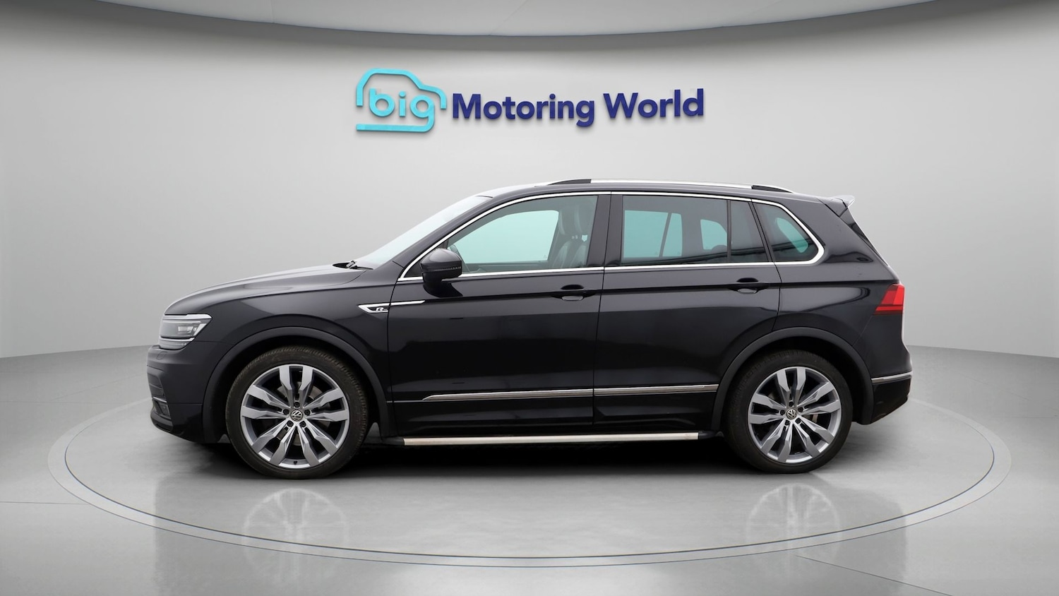 Used Volkswagen Tiguan for sale - 77271457: Photo 4