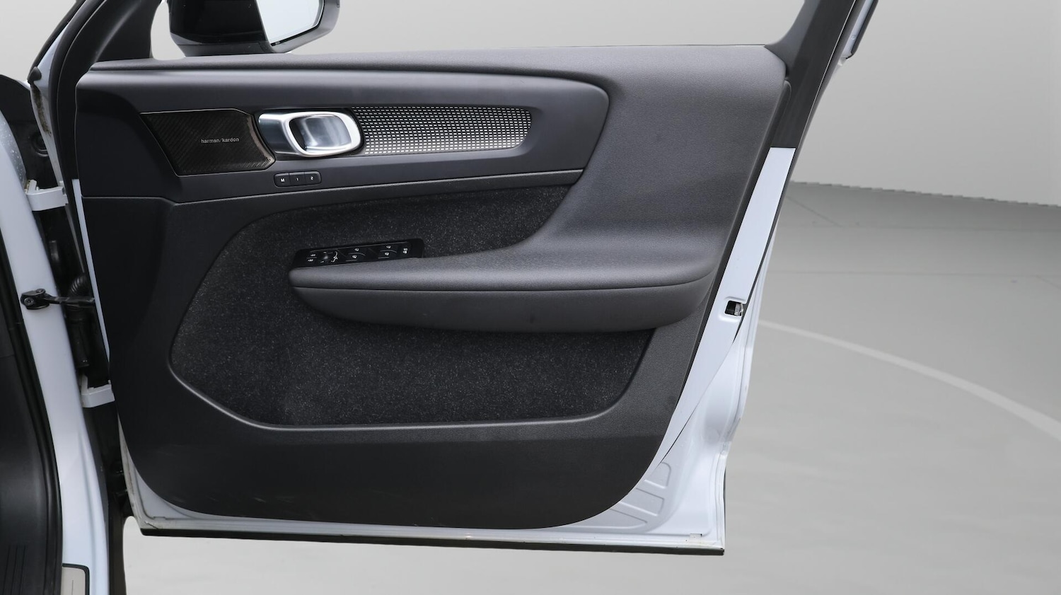 Used Volvo XC40 2021 for sale - 76573070: Photo 16