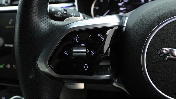 Used Jaguar XF 2023 for sale - 76166351: Photo 39