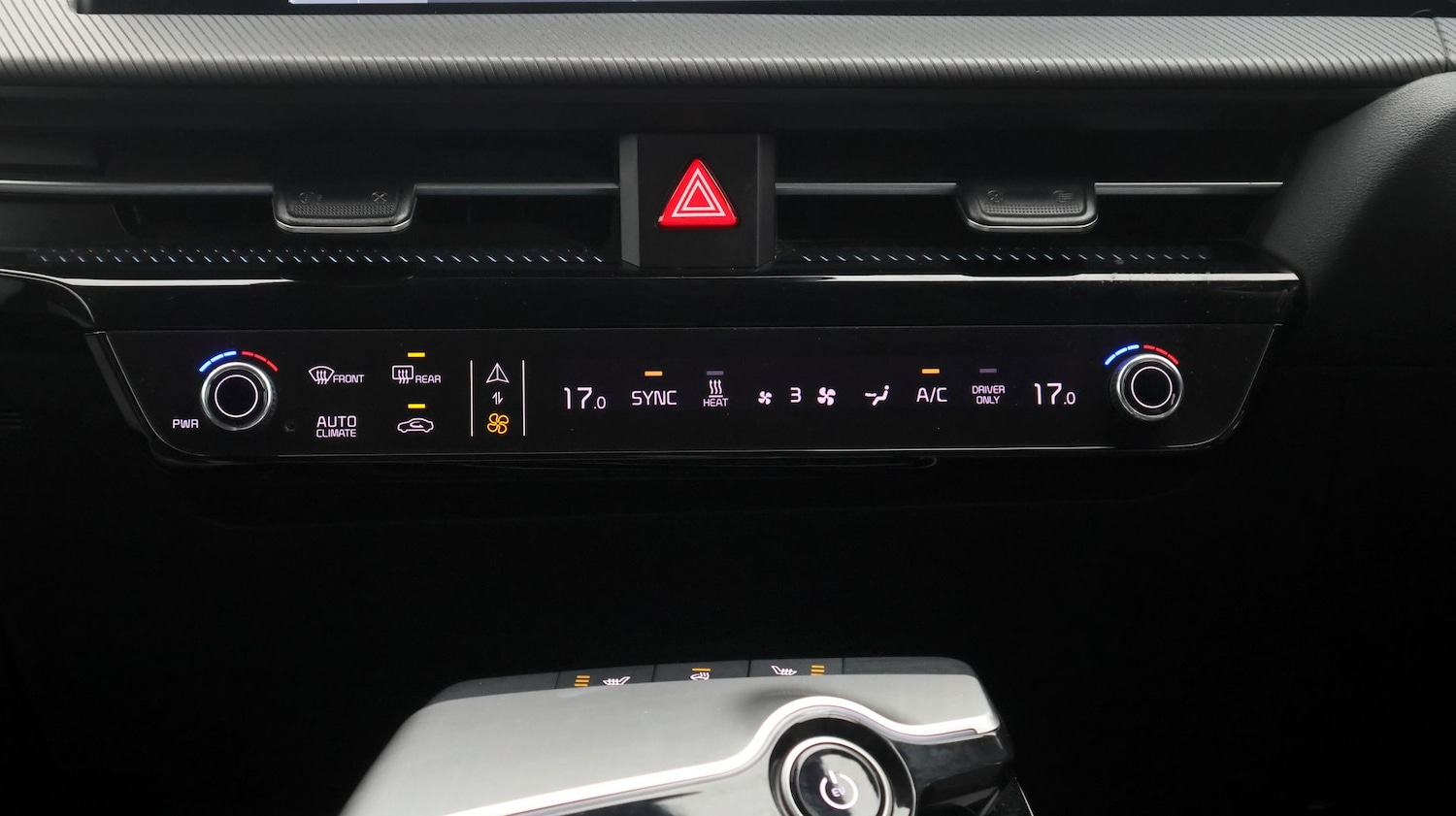 Used Kia EV6 2022 for sale - 76809224: Photo 12