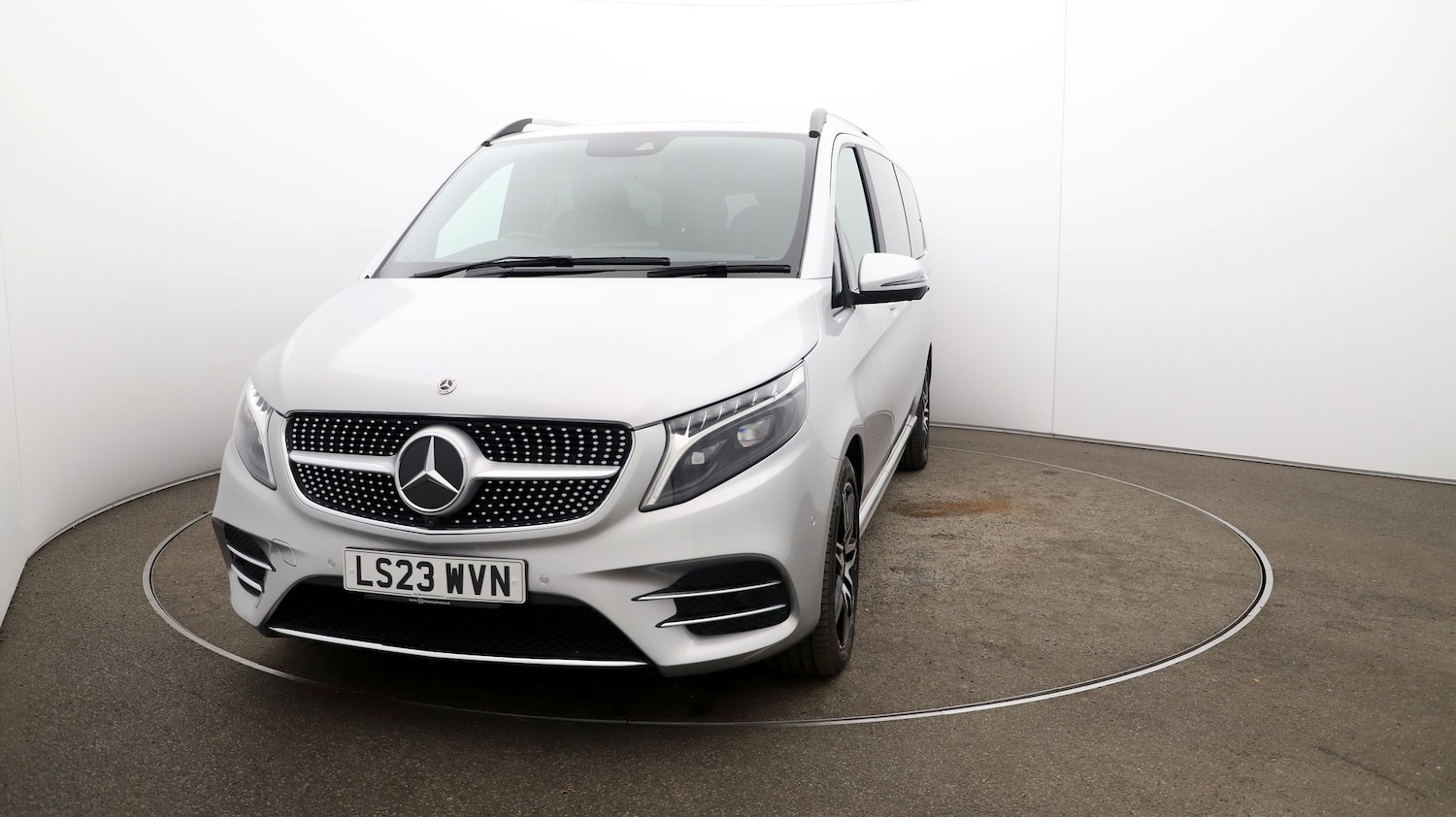 Used Mercedes-Benz V-Class 2023 for sale - 76808534: Photo 33