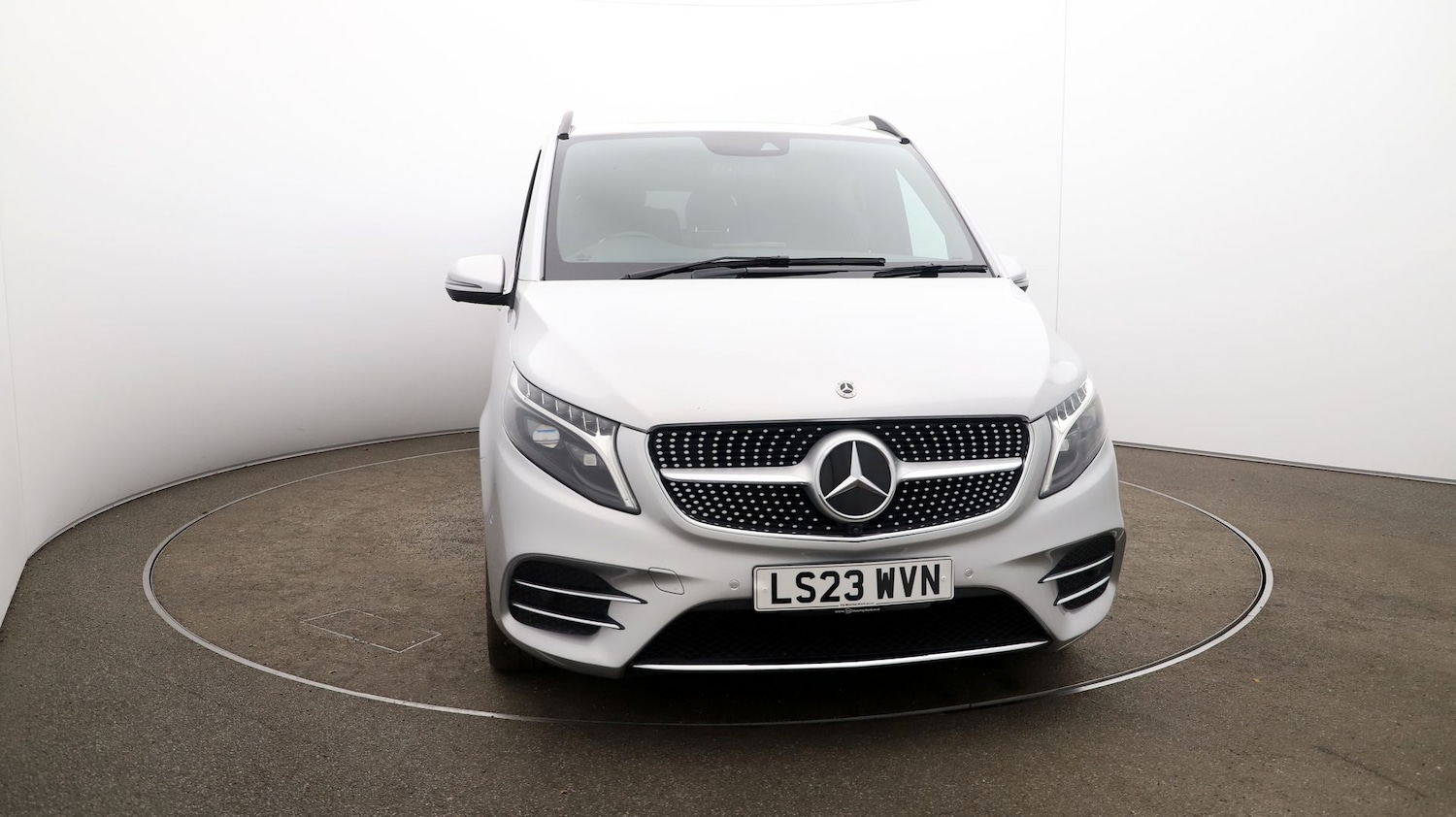 Used Mercedes-Benz V-Class 2023 for sale - 76808534: Photo 35