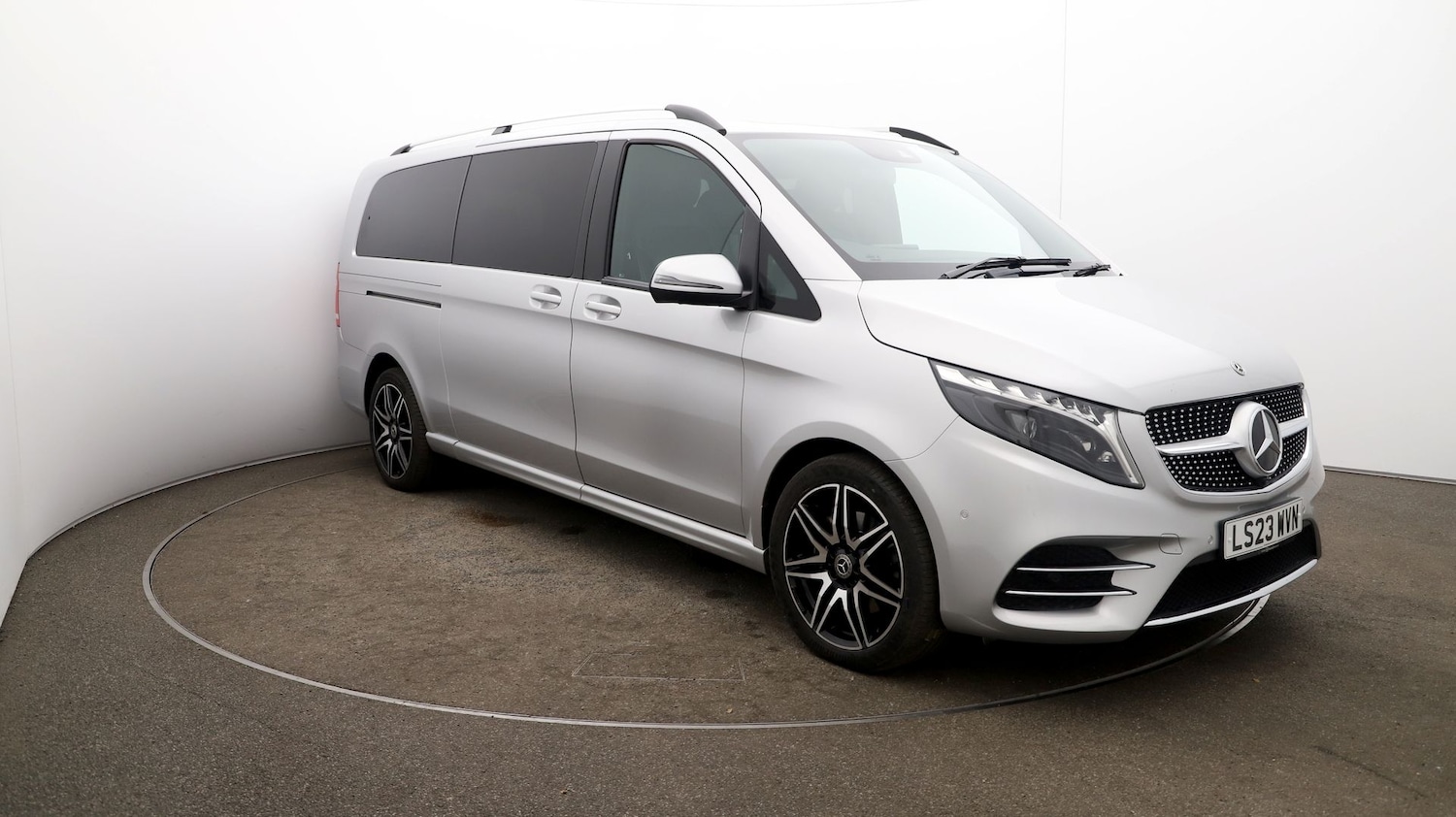 Used Mercedes-Benz V-Class 2023 for sale - 76808534: Photo 38