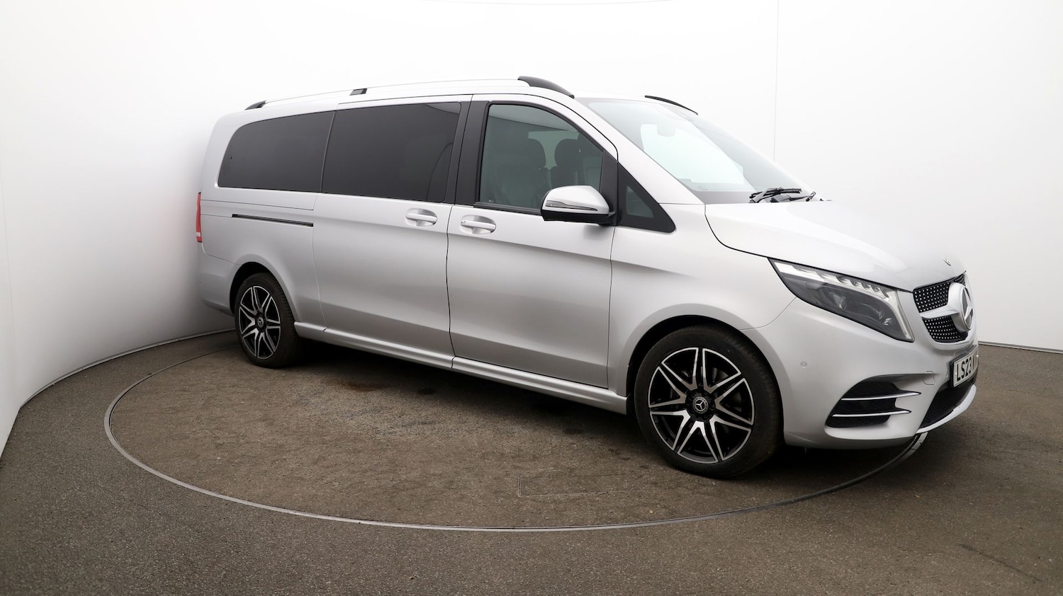 Used Mercedes-Benz V-Class 2023 for sale - 76808534: Photo 39