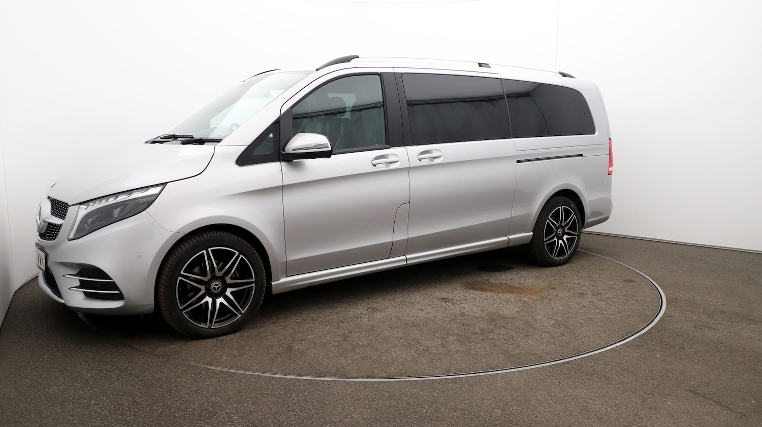 Used Mercedes-Benz V-Class 2023 for sale - 76808534: Photo 62