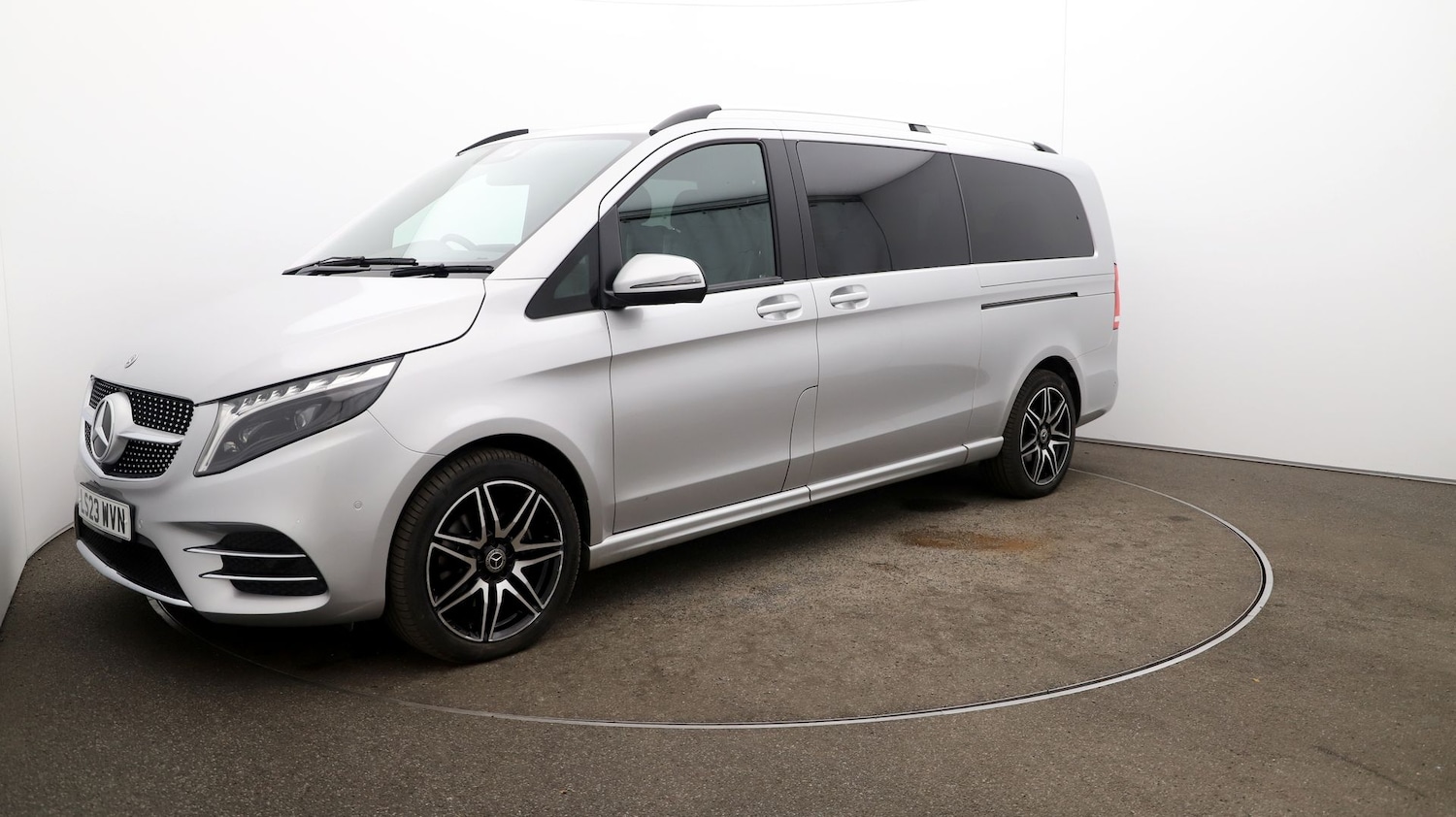 Used Mercedes-Benz V-Class 2023 for sale - 76808534: Photo 63