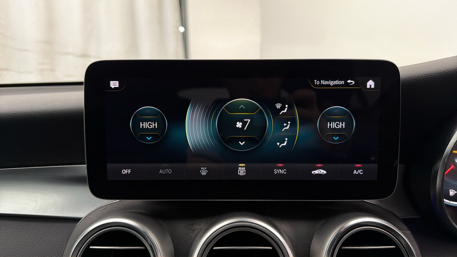 Used Mercedes-Benz GLC 2020 for sale - 77961661: Photo 11