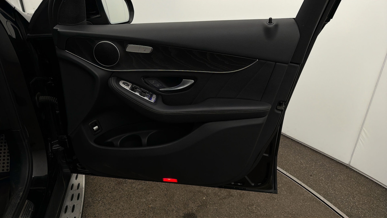 Used Mercedes-Benz GLC 2020 for sale - 77961661: Photo 14