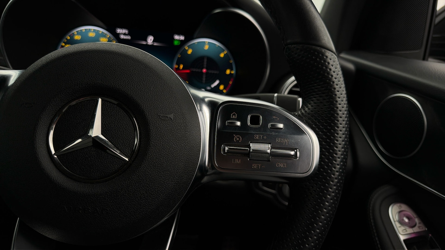 Used Mercedes-Benz GLC 2020 for sale - 77961661: Photo 24