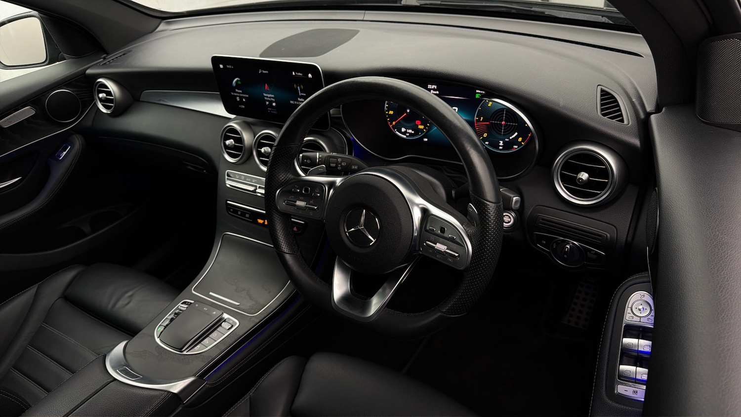 Used Mercedes-Benz GLC 2020 for sale - 77961661: Photo 9