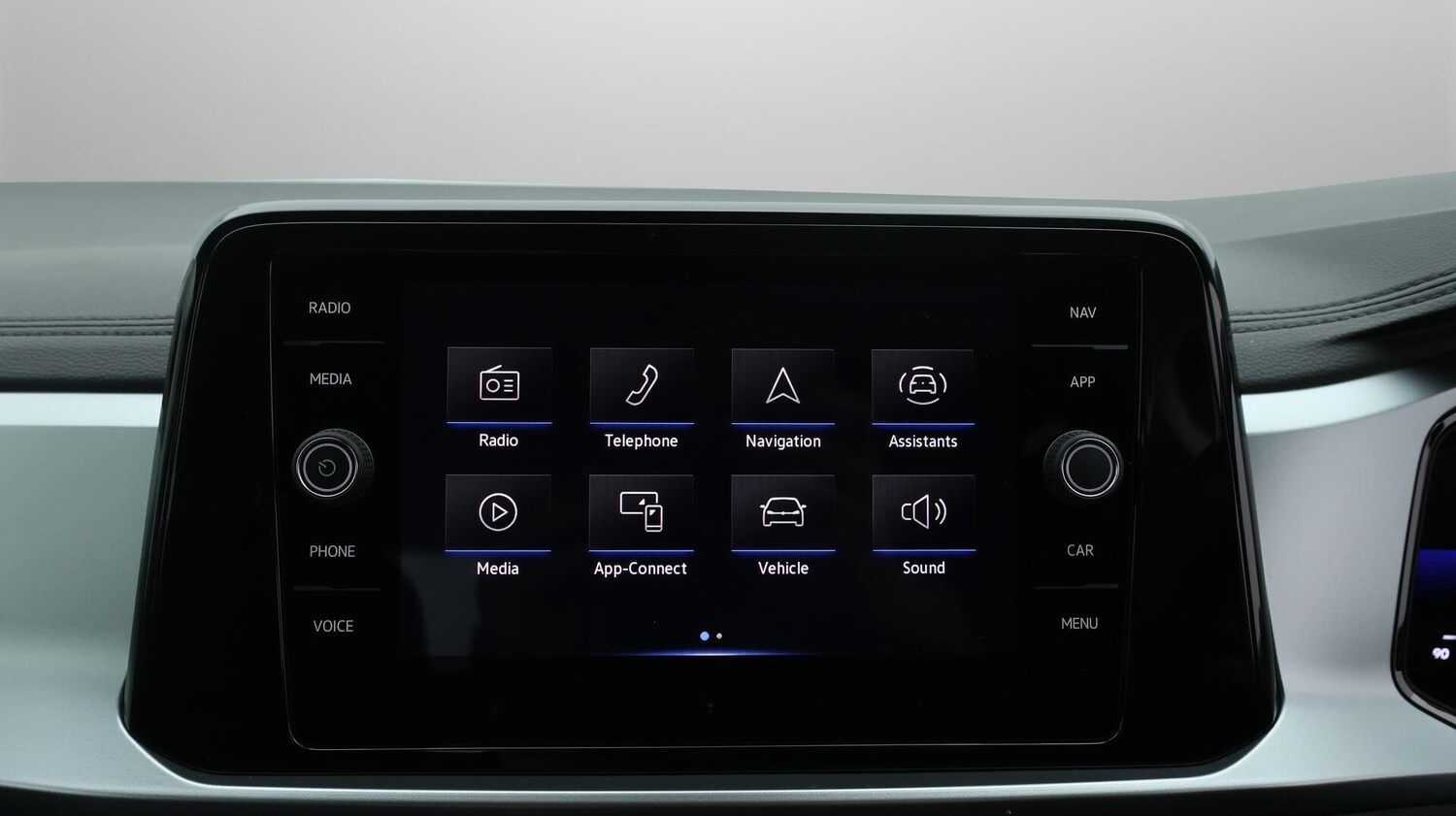 Used Volkswagen T-Roc 2023 for sale - 76549690: Photo 12