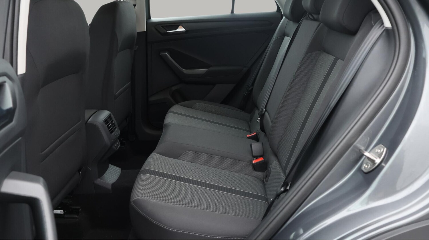 Used Volkswagen T-Roc 2023 for sale - 76549690: Photo 17