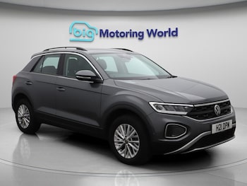 Used Volkswagen T-Roc 2023 for sale - 76549690: Photo