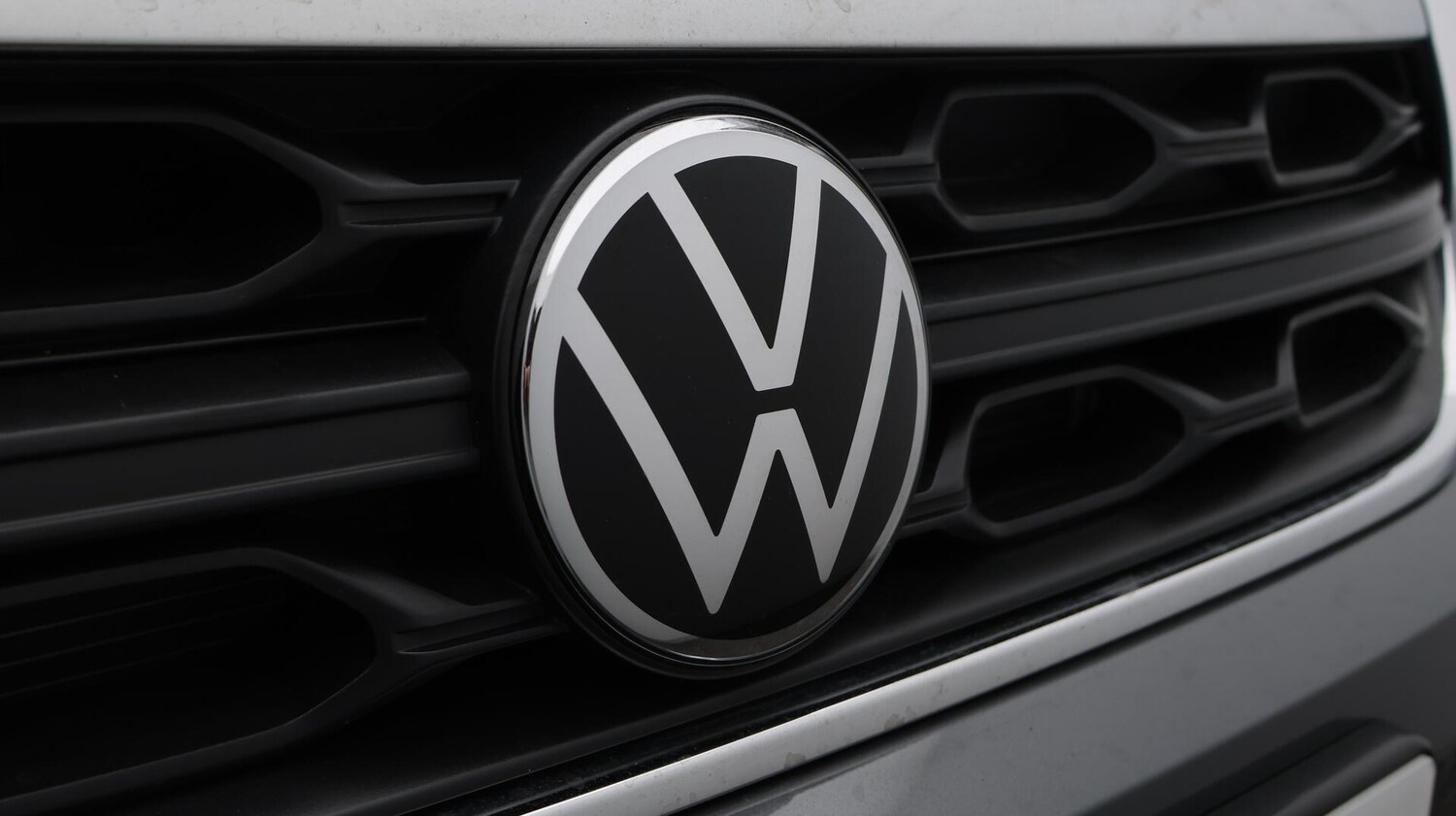 Used Volkswagen T-Roc 2023 for sale - 76549690: Photo 22