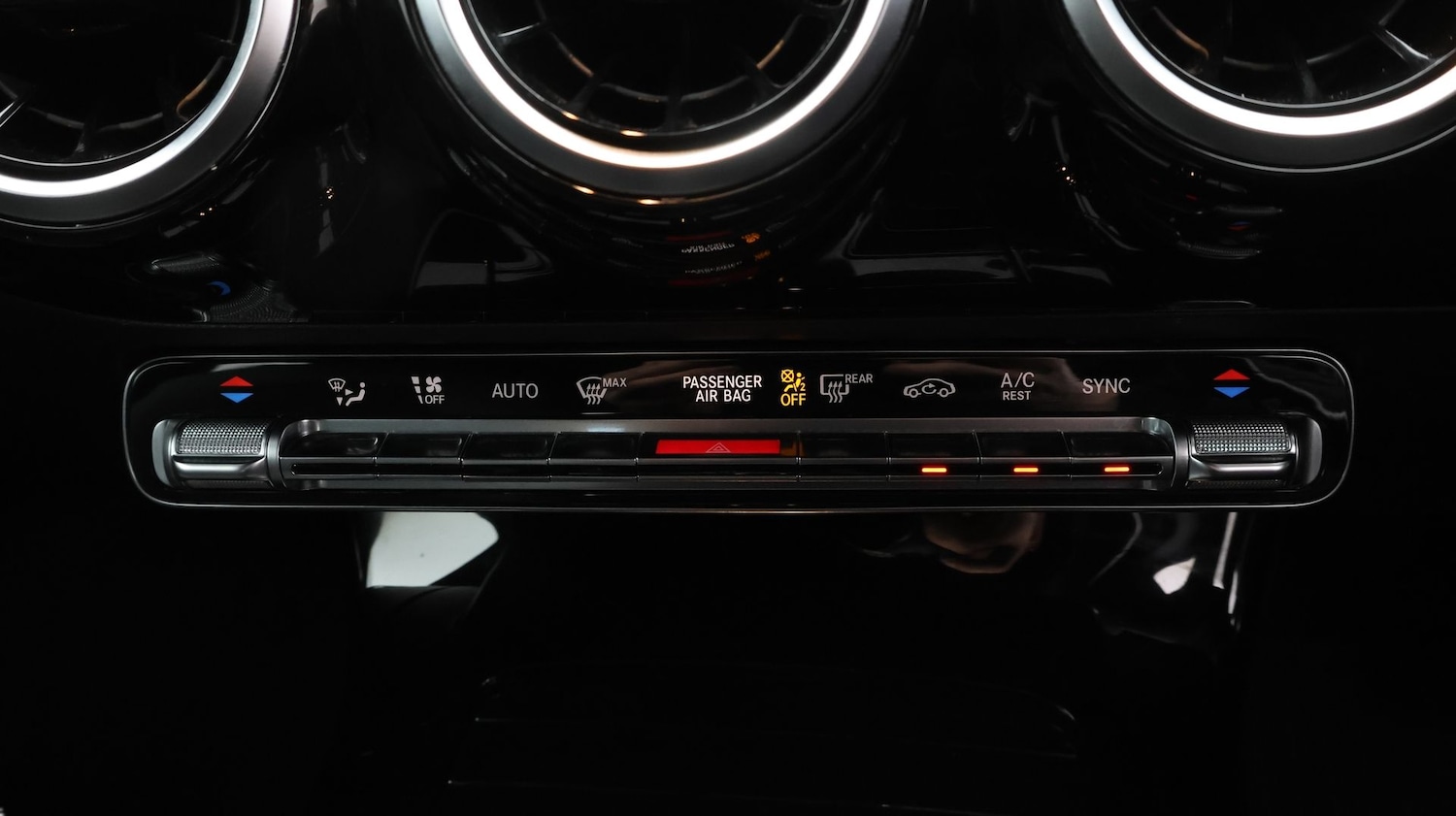 Used Mercedes-Benz A-Class 2018 for sale - 77460484: Photo 12