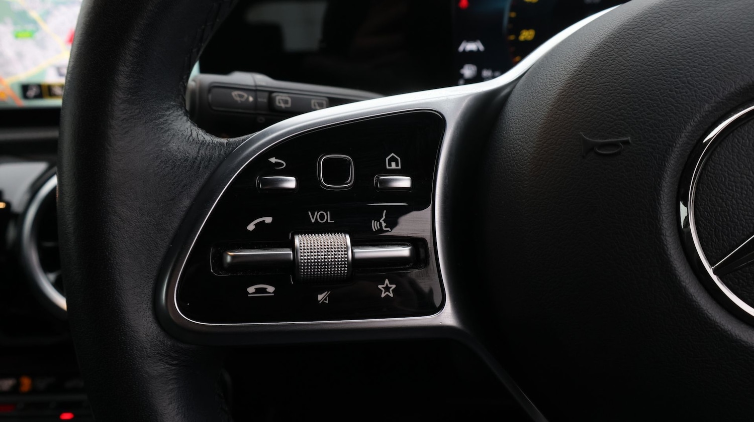 Used Mercedes-Benz A-Class 2018 for sale - 77460484: Photo 24