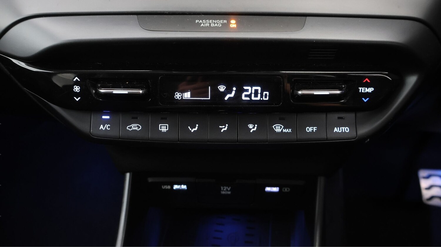 Used Hyundai BAYON 2022 for sale - 77761702: Photo 11