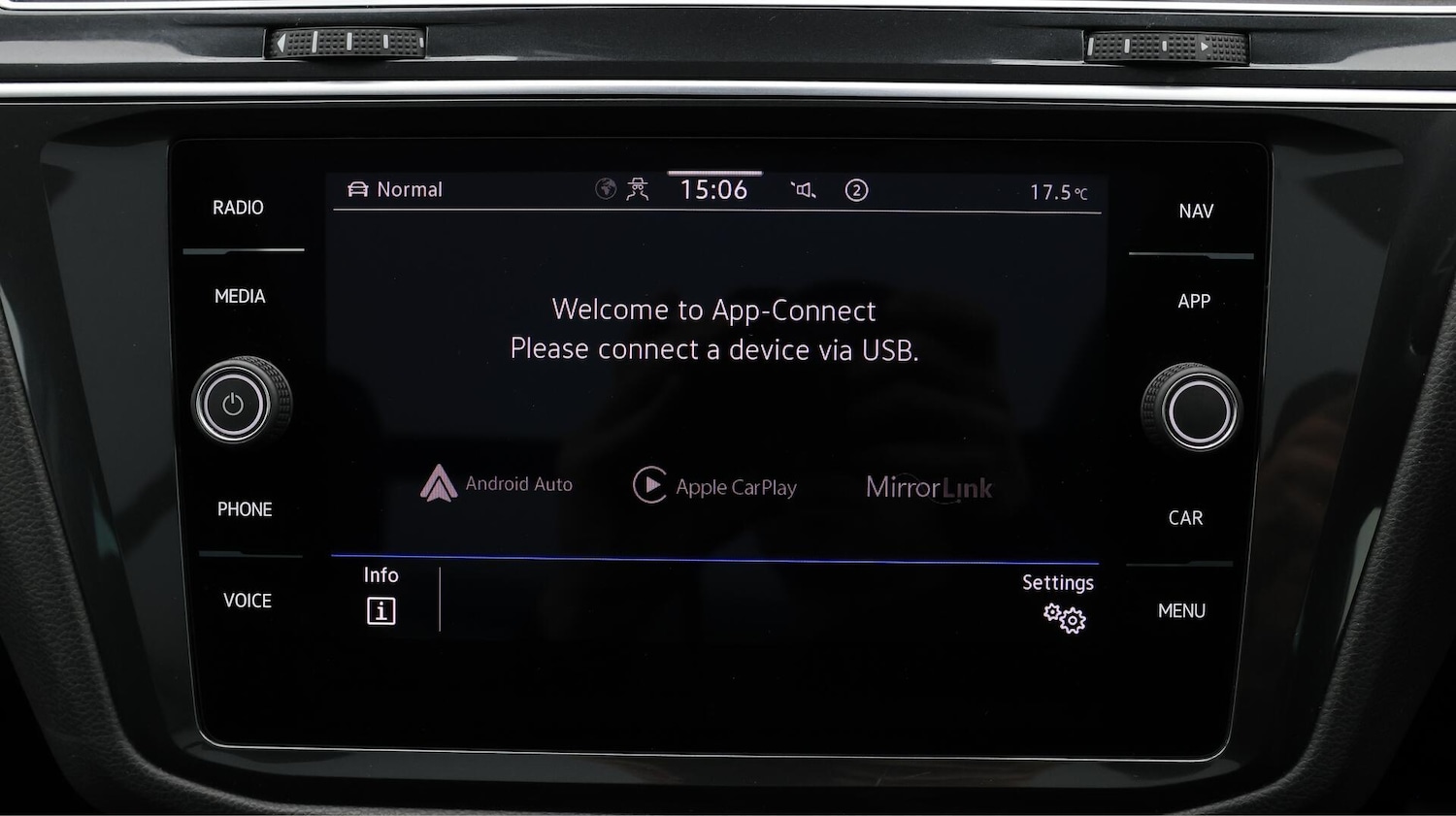 Used Volkswagen Tiguan 2021 for sale - 76701555: Photo 28