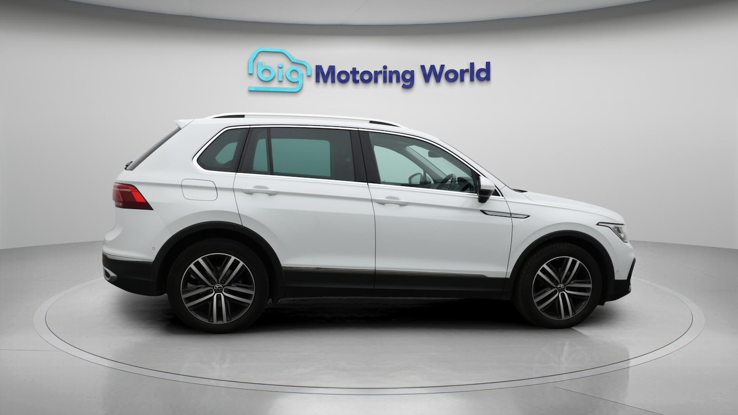Used Volkswagen Tiguan 2021 for sale - 76701555: Photo 9