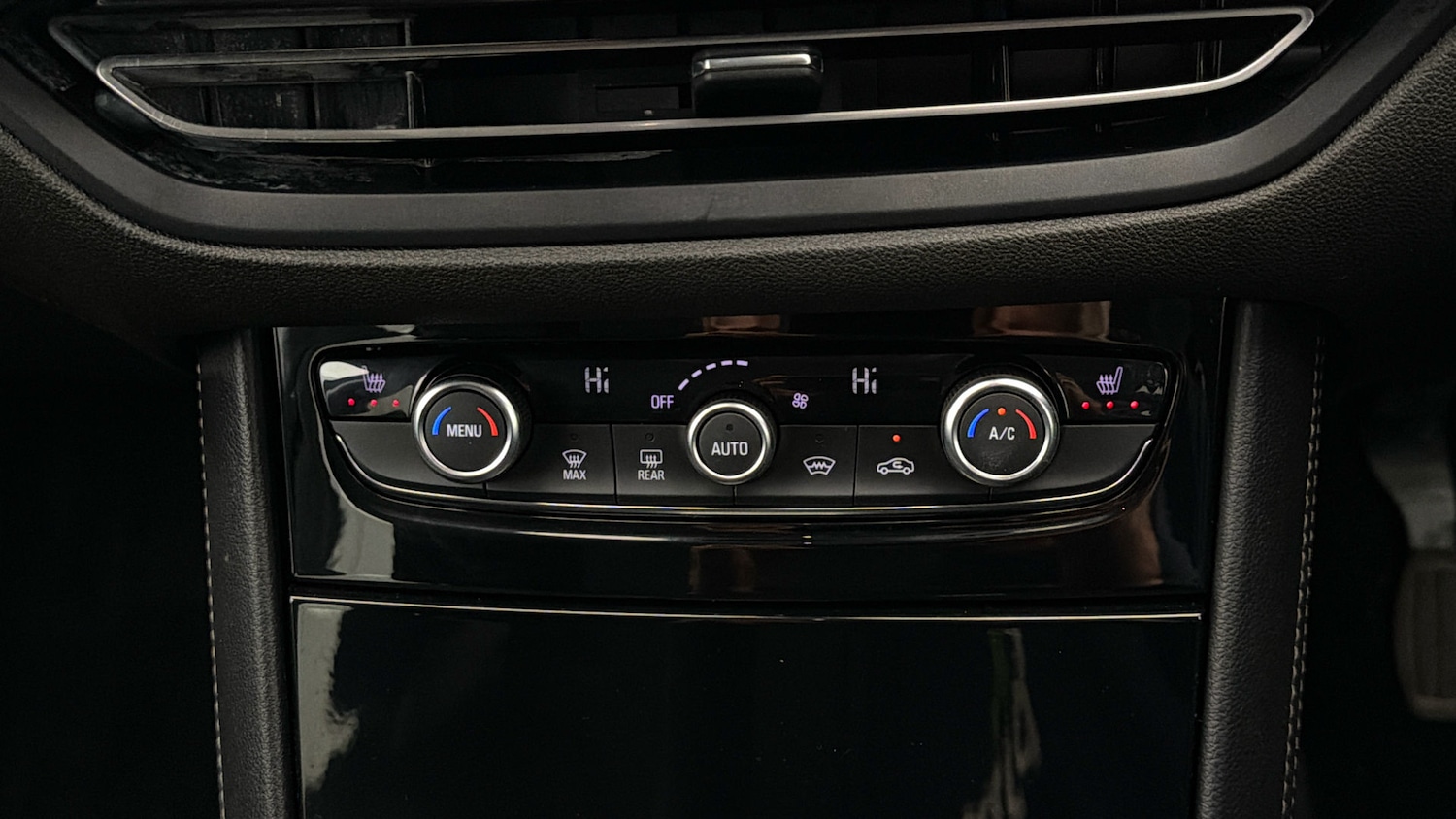 Used Vauxhall Grandland 2024 for sale - 78067955: Photo 11