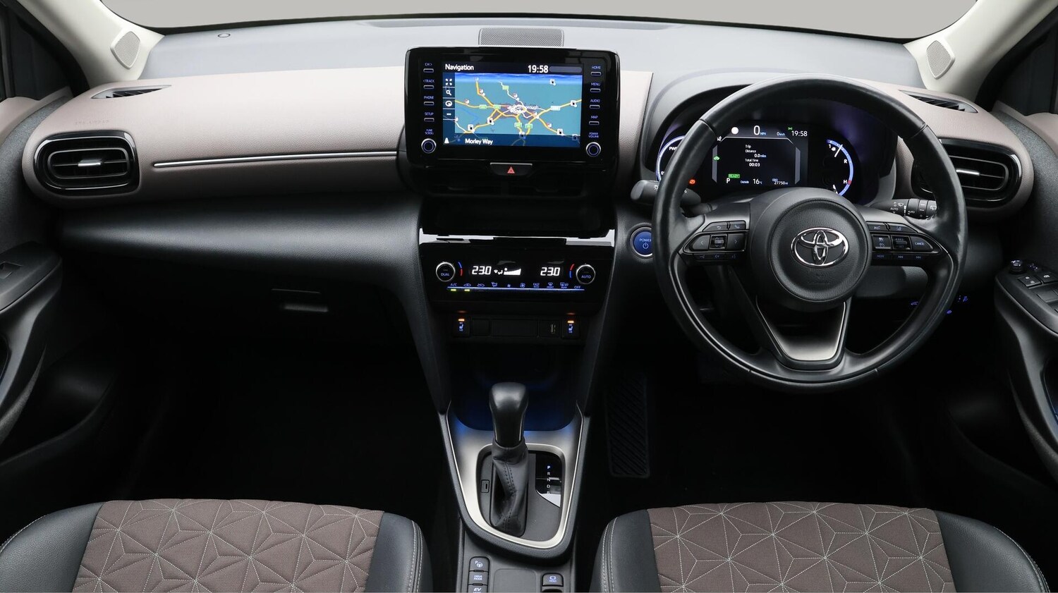 Used Toyota Yaris Cross 2021 for sale - 76294531: Photo 14