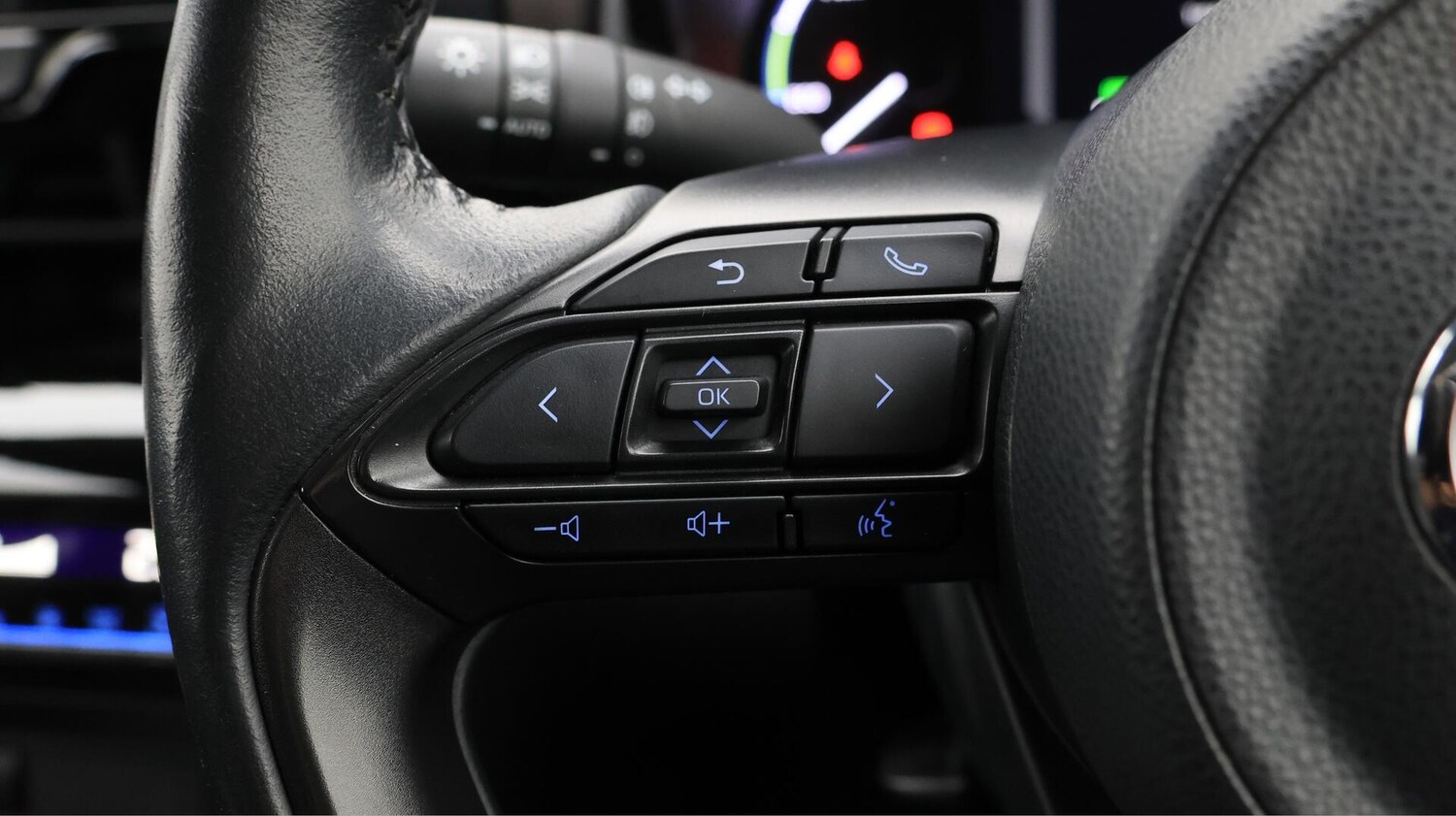 Used Toyota Yaris Cross 2021 for sale - 76294531: Photo 24