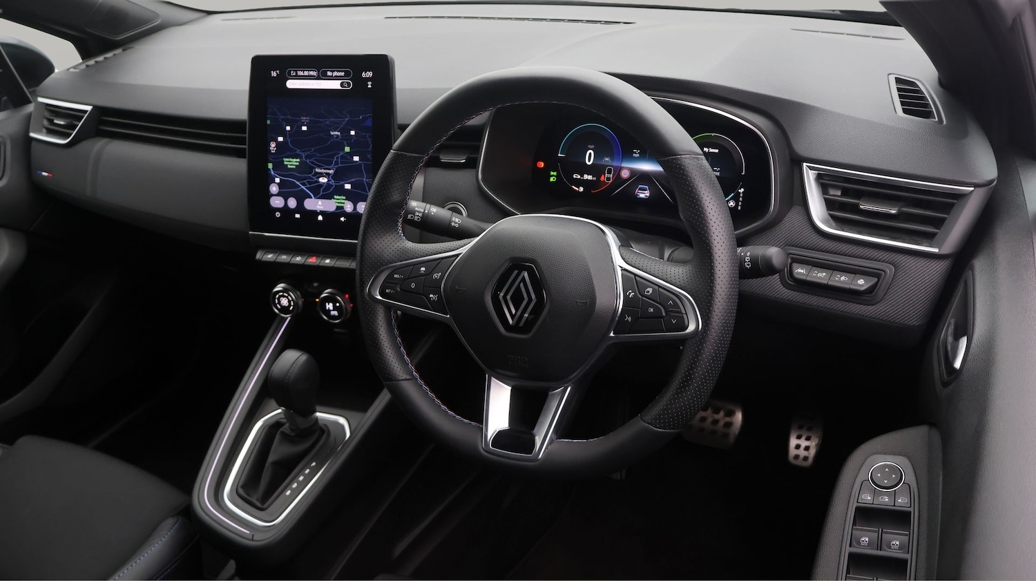 Used Renault Clio 2024 for sale - 77688172: Photo 9